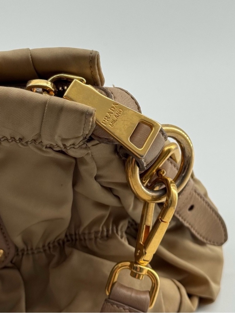 ✨ AUTHENTIC ✨Prada Vintage Tessuto Gaufre Ruched Nylon Satchel Handbag-Tan/Beige - Picture 8 of 13